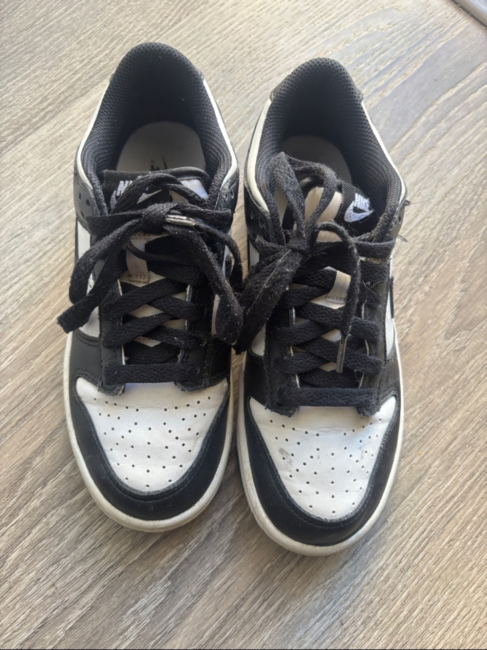 Nike Black and White Low Top Sneakers